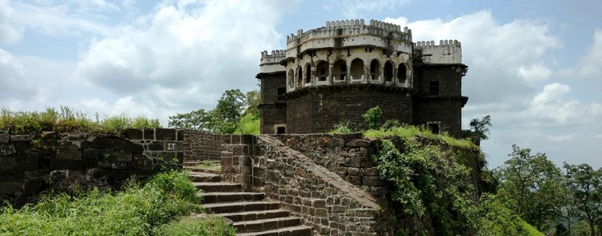 Devgiri fort or Daulatabad fort, Aurangabad, Maharashtra, India. Stock  Photo by crshelare